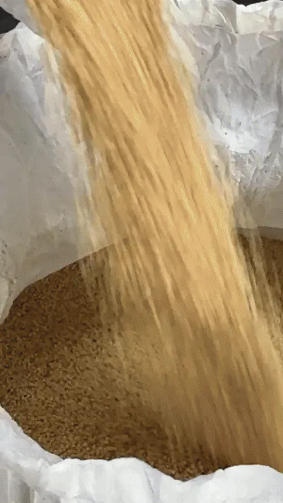 Процесс производства масла в бочонке