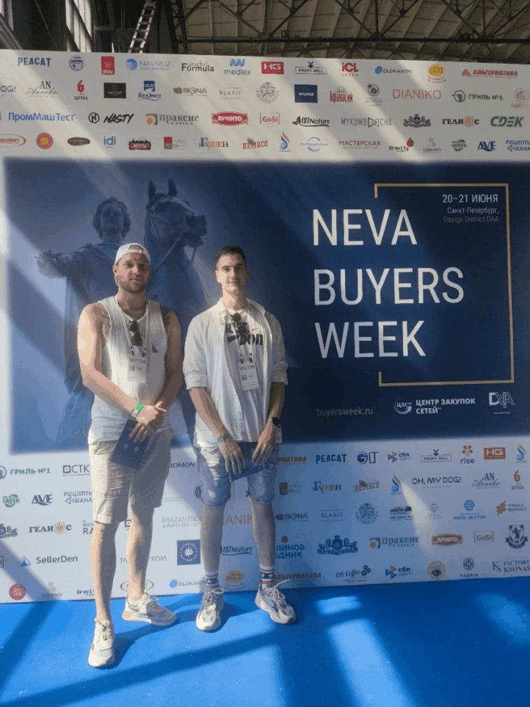 Константин с Артуром на выставке в 2023 году